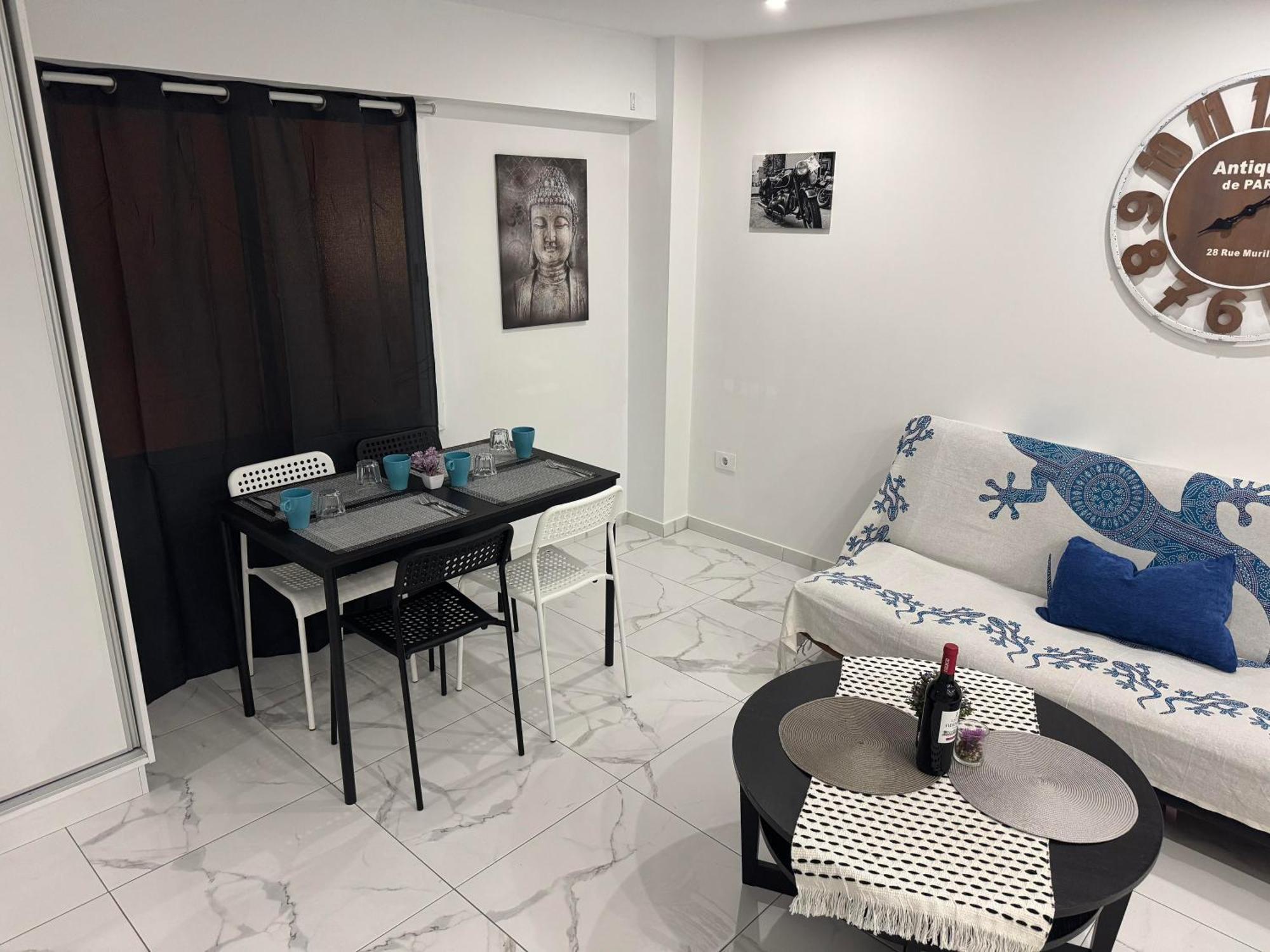 Heart Of Los Cristianos Modern Apartment Close To The Sea In Tenerife Eksteriør billede