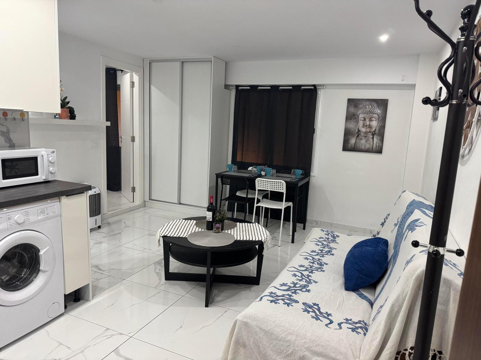 Heart Of Los Cristianos Modern Apartment Close To The Sea In Tenerife Eksteriør billede