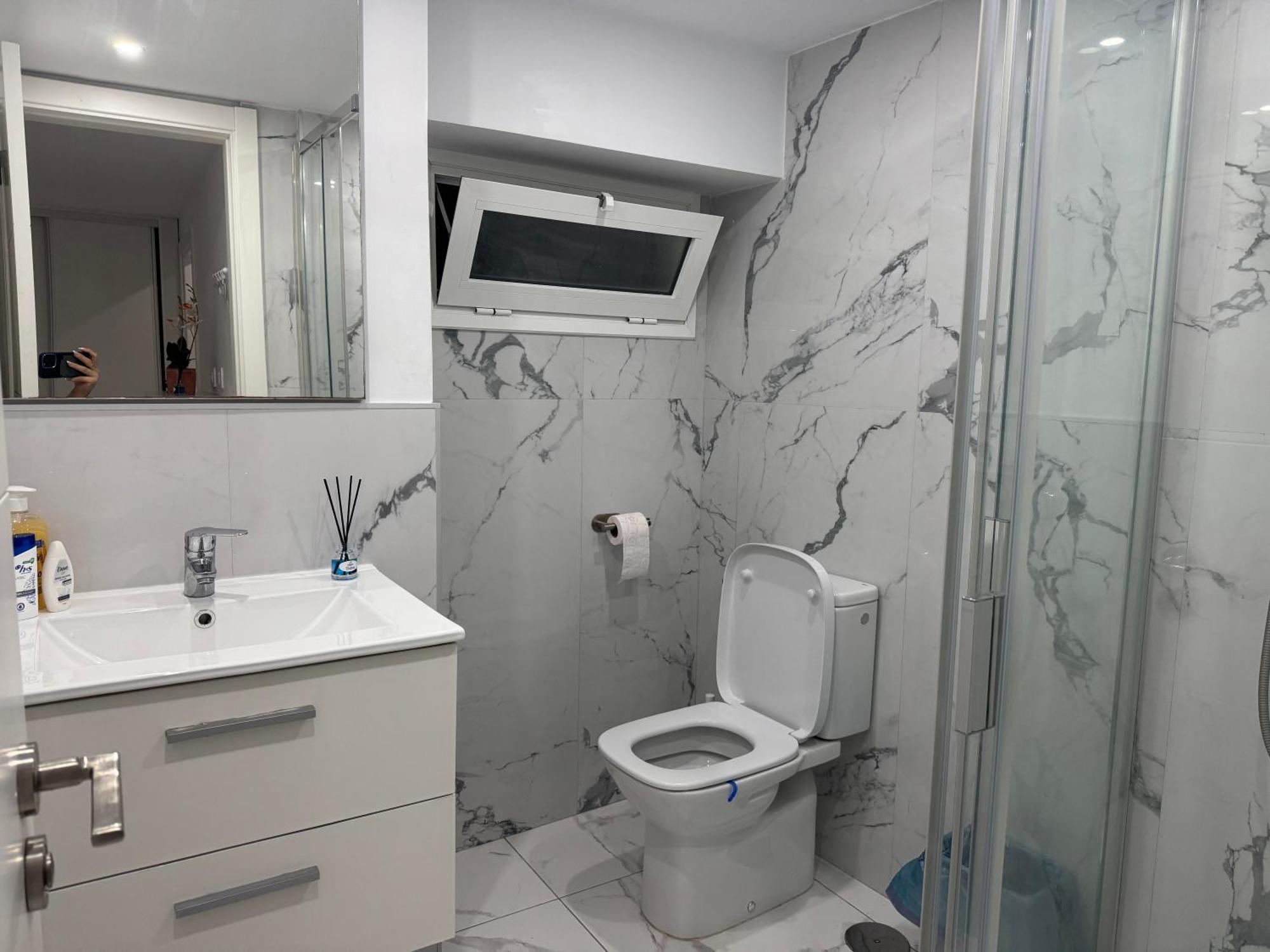 Heart Of Los Cristianos Modern Apartment Close To The Sea In Tenerife Eksteriør billede